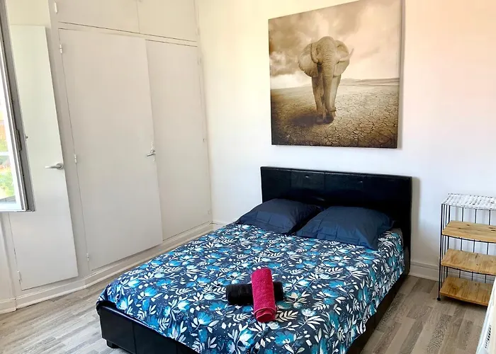 White Design Proche Cannes *